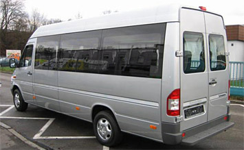 Ruckansicht » 2015 Mercedes Sprinter 14+1