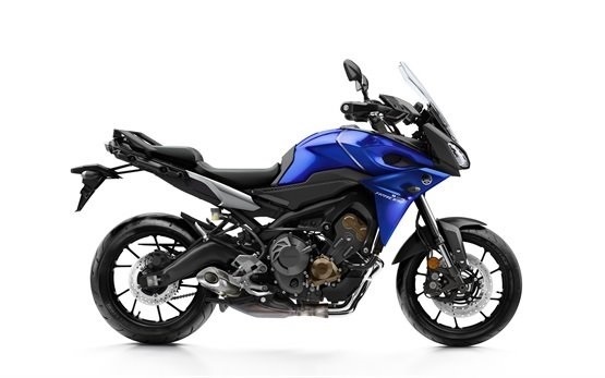 YAMAHA TRACER 9 - Motorradvermietung Kotor