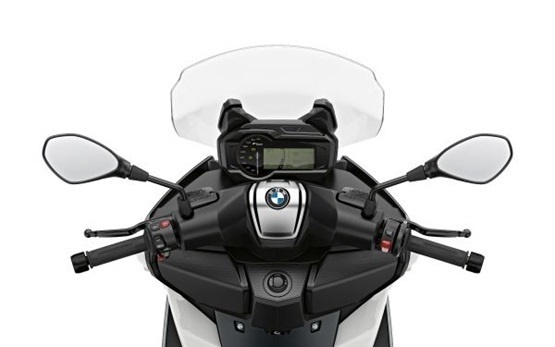 BMW C 400 X - hire a scooter Malaga