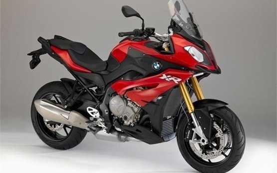 BMW S 1000 XR - мотор под наем Барселона