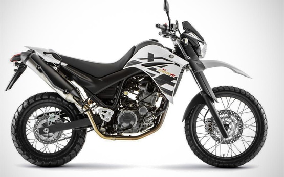 Yamaha XT660X - Motorrad mieten in Zypern