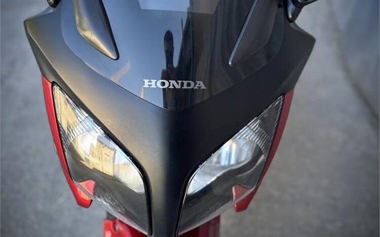 Honda CBF600 - Motorrad mieten Zypern