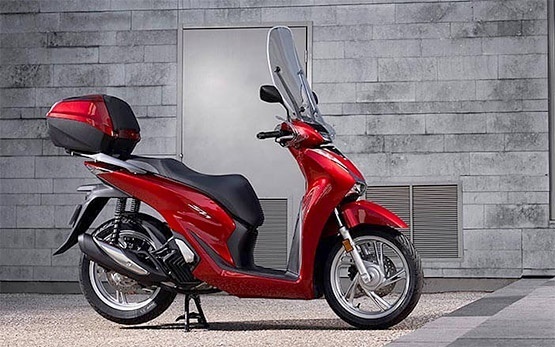 Honda SH 125 - rent scooter Malaga